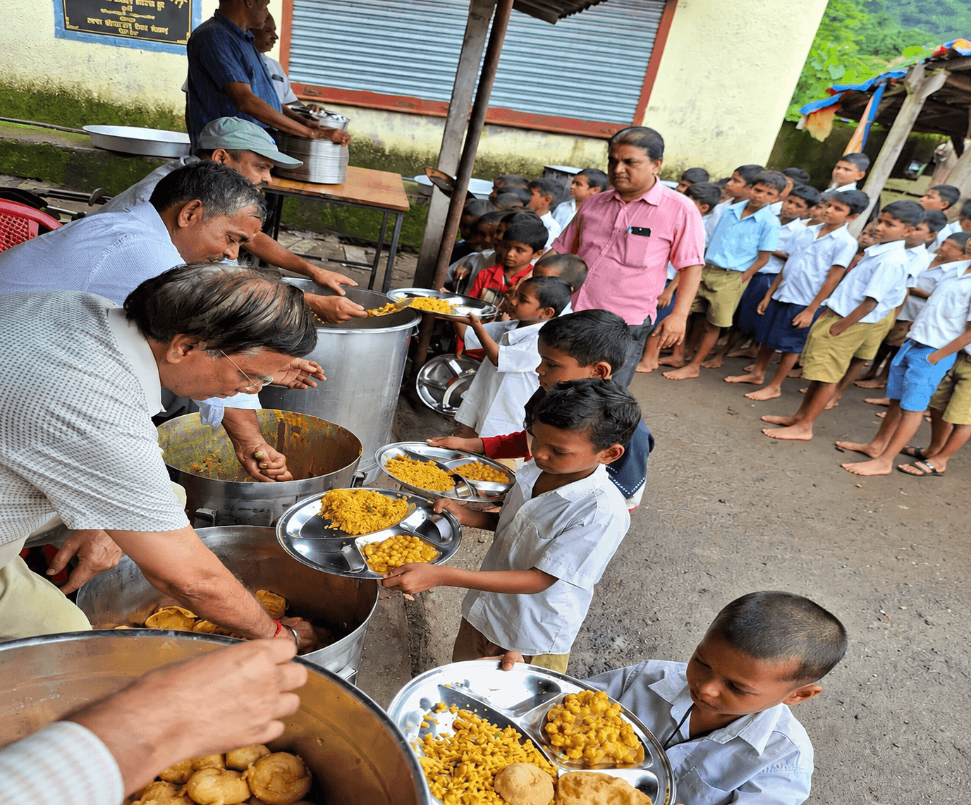 Annadaan Seva - Spreading joy and nourishment